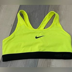 Nike Pro Classic Swoosh Dri-Fit Sports Bra Medium Support Neon Yellow/Black